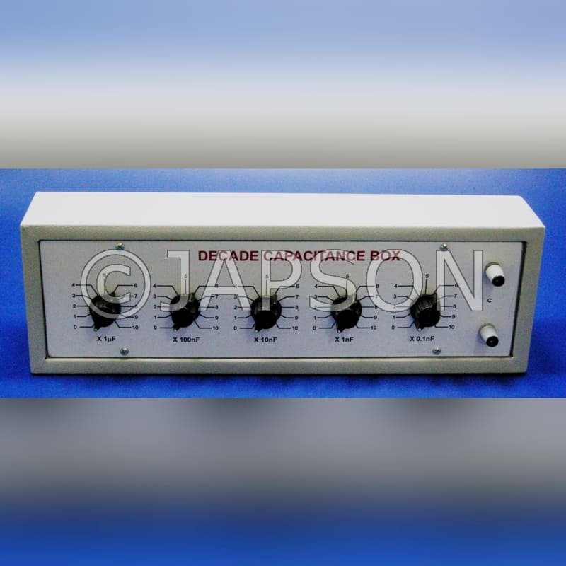 DECADE CAPACITANCE BOX